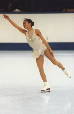 kwan84612.jpg (17232 bytes)