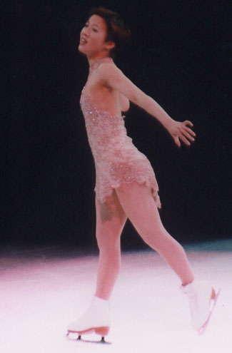 kwan68432.jpg (24476 bytes)